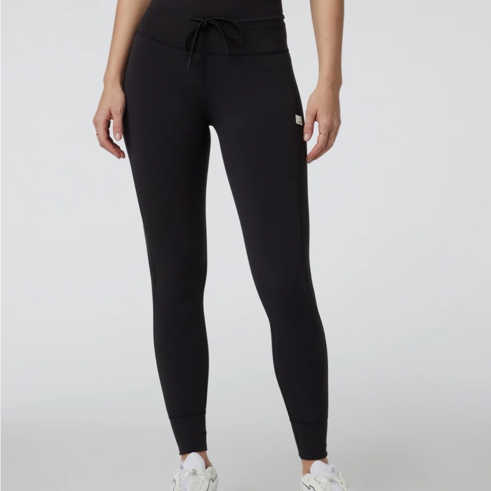 Vuori Women's Black Daily Leggings